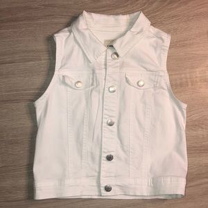 Cherokee White Jean Vest